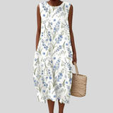 Weisses Kleid mit zarten Wildblumen