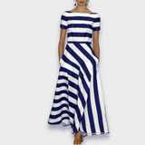 Handgenähtes langes gestreiftes Kleid