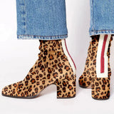 Alma – Veloursleder-Stiefeletten mit Absatz