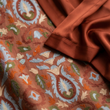 Daniela - Lange Kleid mit floralem Muster und passender Weste