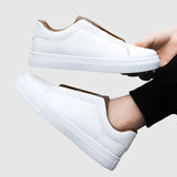 Libuše – klassische, zeitlose Sneakers
