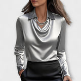 Meli - Champagnerfarbene glänzende Bluse mit Raffung