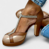 Liesbeth - Braune T-Steg-Pumps