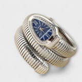 Clara - Uhr in Schlangenform
