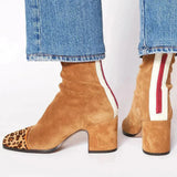 Alma – Veloursleder-Stiefeletten mit Absatz