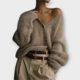 Dahlia - Beiger eleganter Flausch-Cardigan