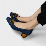 Mathilde - Pumps mit Goldener Schnalle