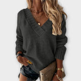 Jane - Schwarzer kuscheliger Pullover mit V-Ausschnitt
