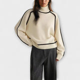 Julia - Brauner Pullover mit Stehkragen