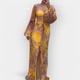 Kleid mit Schlitz