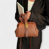 Cécile. - Retro Tasche