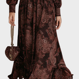 Maxi Kleid in der Taille