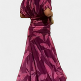 Magda - Lange Blumen Kleid mit V-Ausschnitt